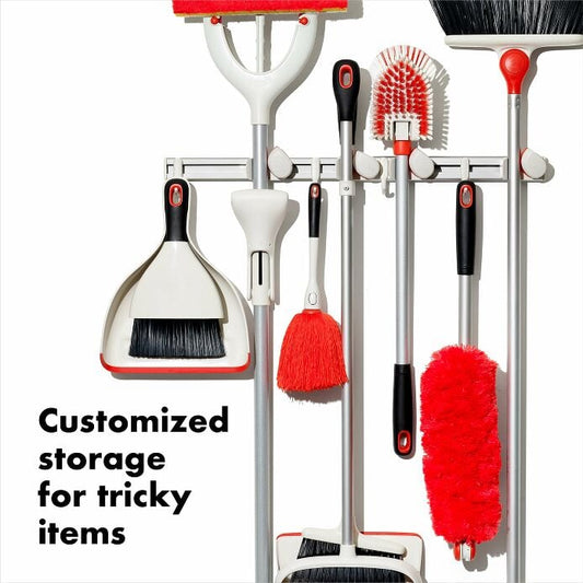 Expandable On-The-Wall Organizer - US 4238