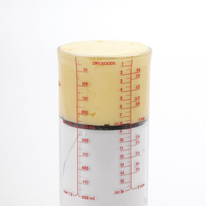 2 Cup Adjustable Measuring Cup - US 0871