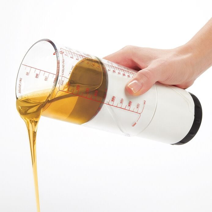 2 Cup Adjustable Measuring Cup - US 0871