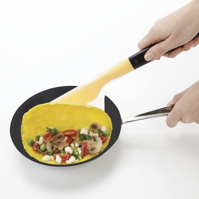 Flip & Fold Omelet Turner - US 0386