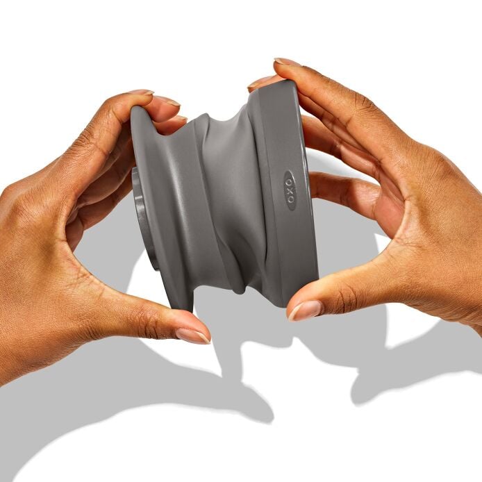 Collapsible Pour-Over with Storage Case - US 7207