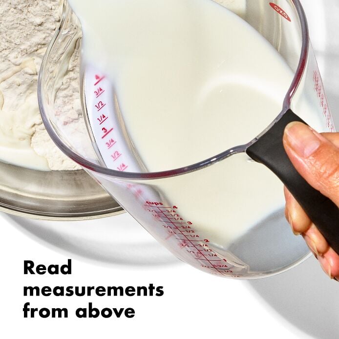 4-Cup Angled Measuring Cup - US 8724