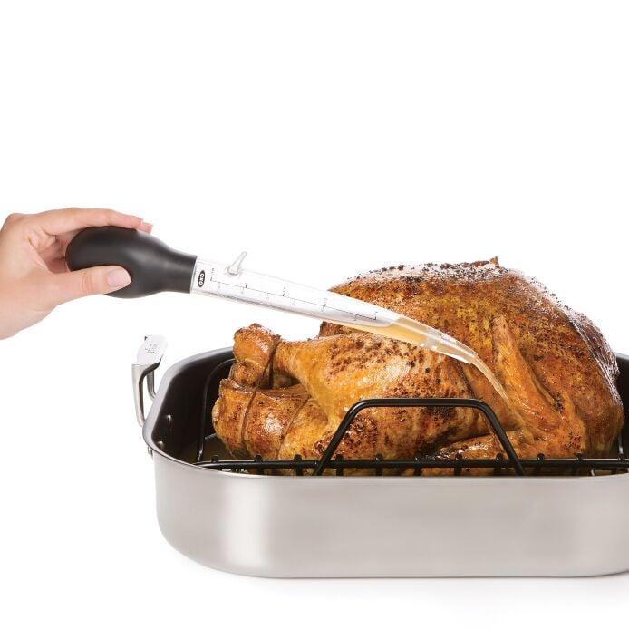 Angled Baster With Cleaning Brush - US 2486