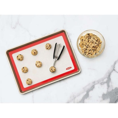 Silicone Baking Mat - US 3696