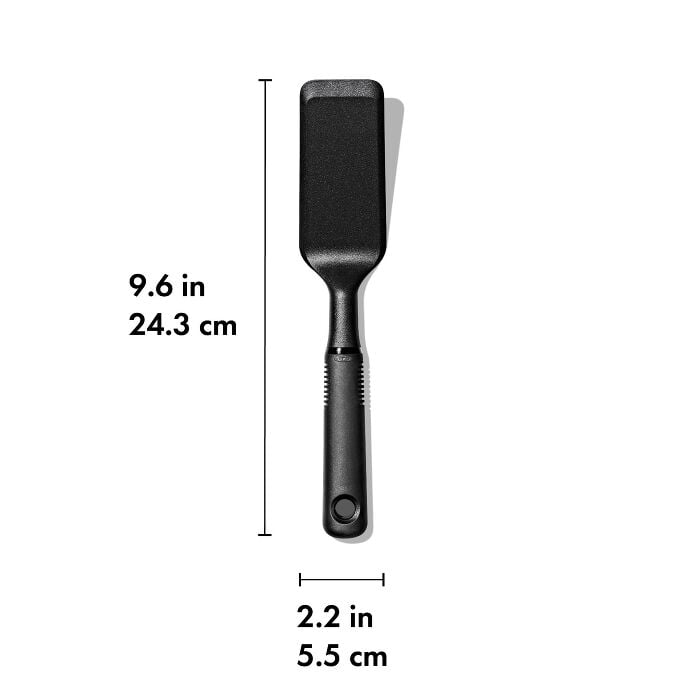 Nylon Cut & Serve Turner - US 7689