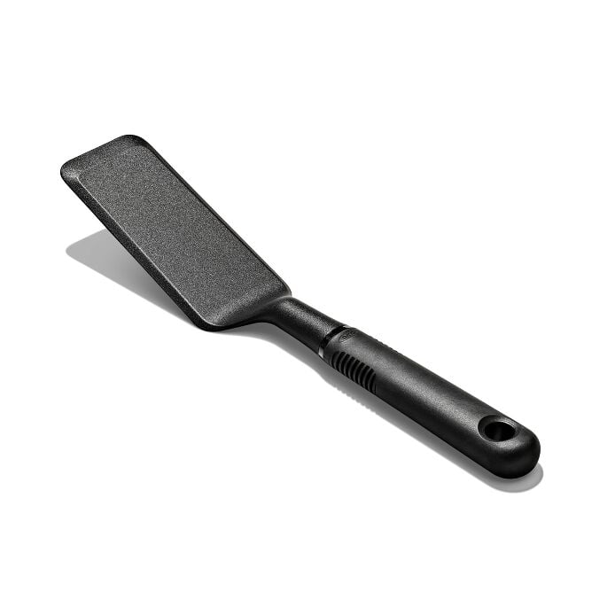 Nylon Cut & Serve Turner - US 7689