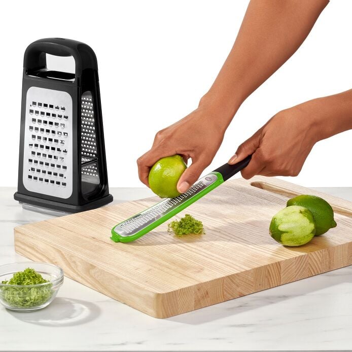 Etched Box Grater With Removable Zester - US 8133