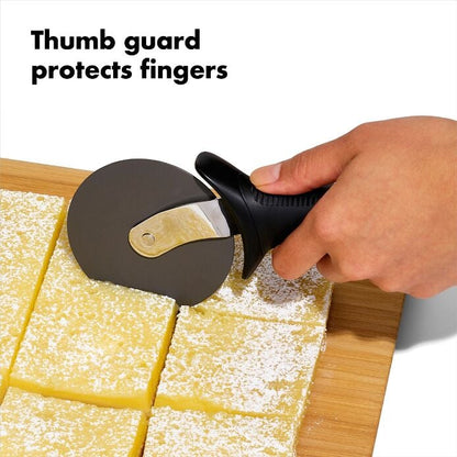 Pizza Wheel For Non-Stick Pans - US 3638