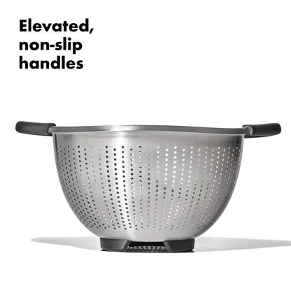 Stainless Steel 3 qt./ 2.8L Colander - US 9212