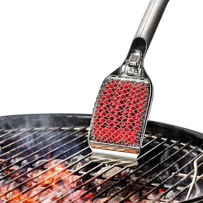 Coiled Grill Brush With Replaceable Head - US 6419