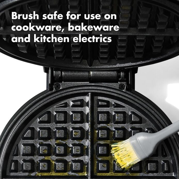 Glass Oil Bottle and Silicone Brush Set - US 9152