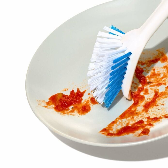 Dish Brush with Scraper - US 8978