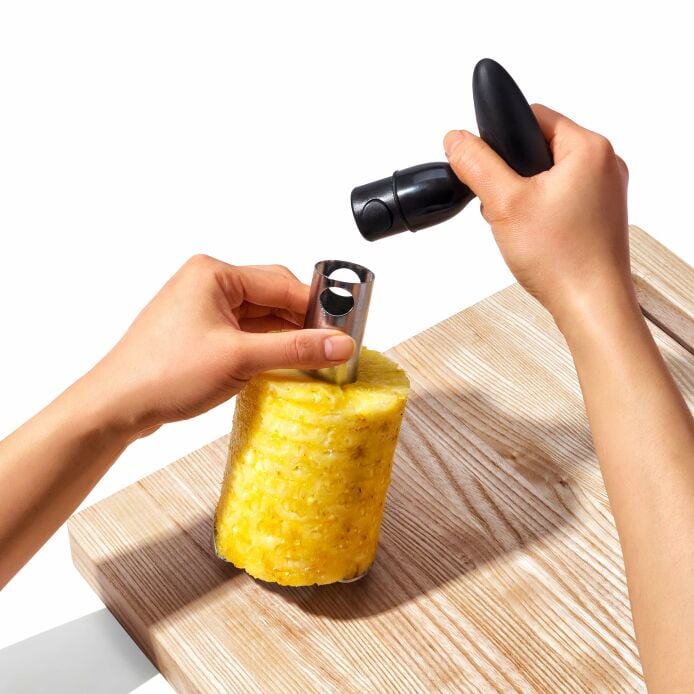 Stainless Steel Pineapple Slicer - US 3977