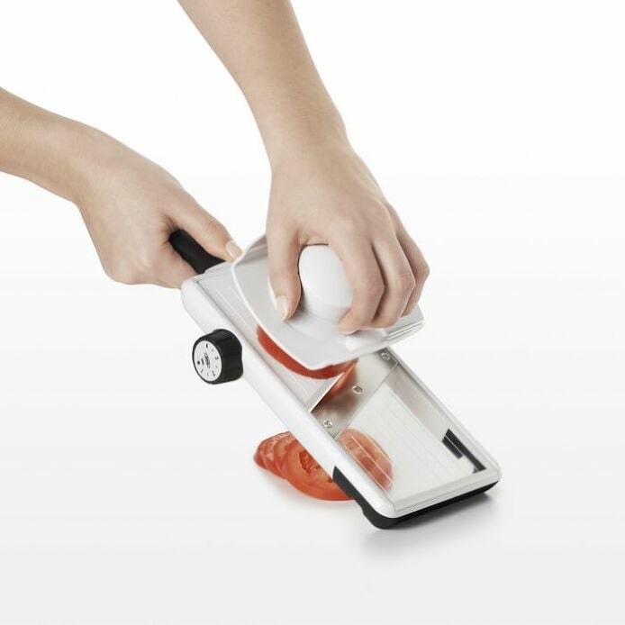 Large Adjustable Hand-Held Mandoline Slicer - US 1550