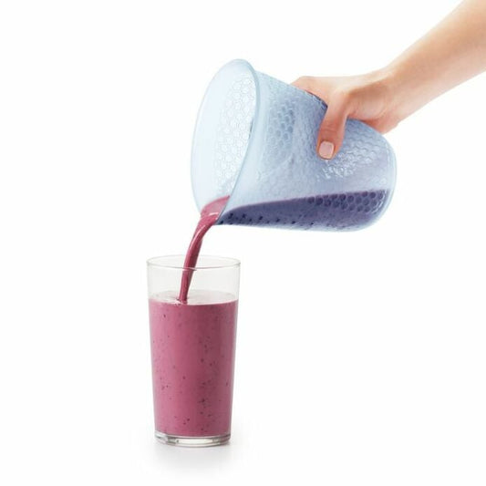 4 Cup Squeeze & Pour Measuring Cup - US 8003