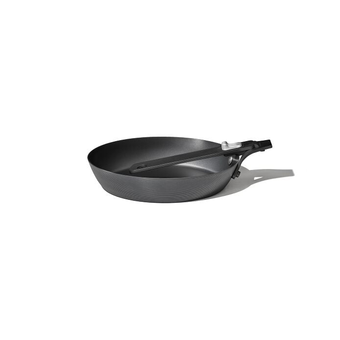 Carbon Steel With Removable Handle 8in Pan - US 1255