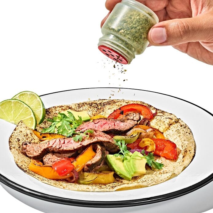 Outdoor 7-Piece Spice Shaker & Squeeze Bottle Set - US 3571