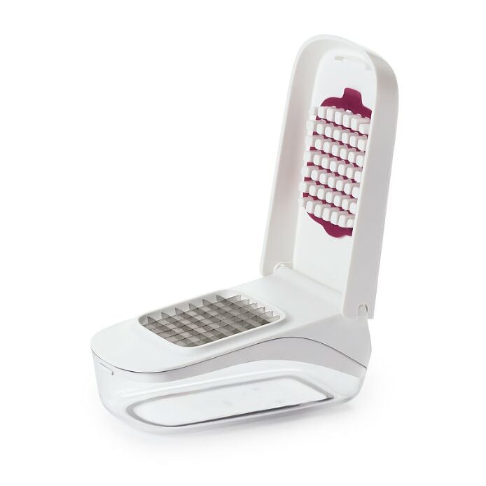Vegetable Chopper with Easy-Pour Opening - US 4239