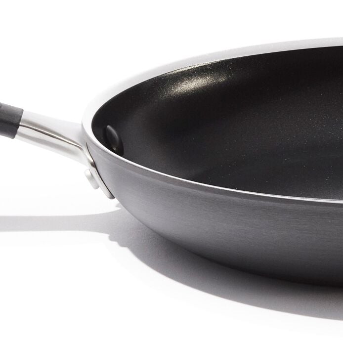 OXO Stainless Steel Everyday 12 in Frypan with Lid - US 1993