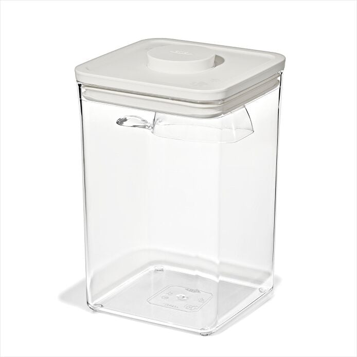 OXO Pet POP Container with Scoop — Big Square Medium — 4.4 Qt/4.2 L - US 3903