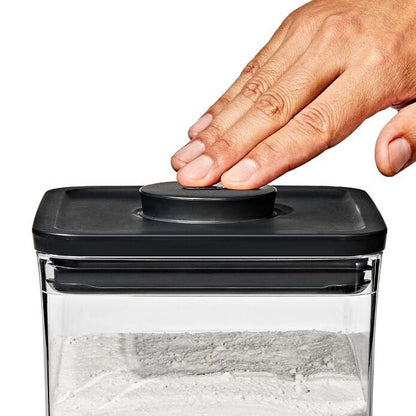 POP Container - Big Square Medium (4.4 Qt/4.2 L) - Matte Black - US 7669
