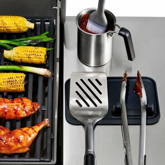 Grilling Tool Rest - US 0017