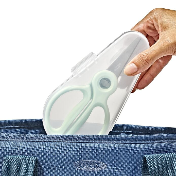 On-the-Go Food Scissors with Case - US 7454