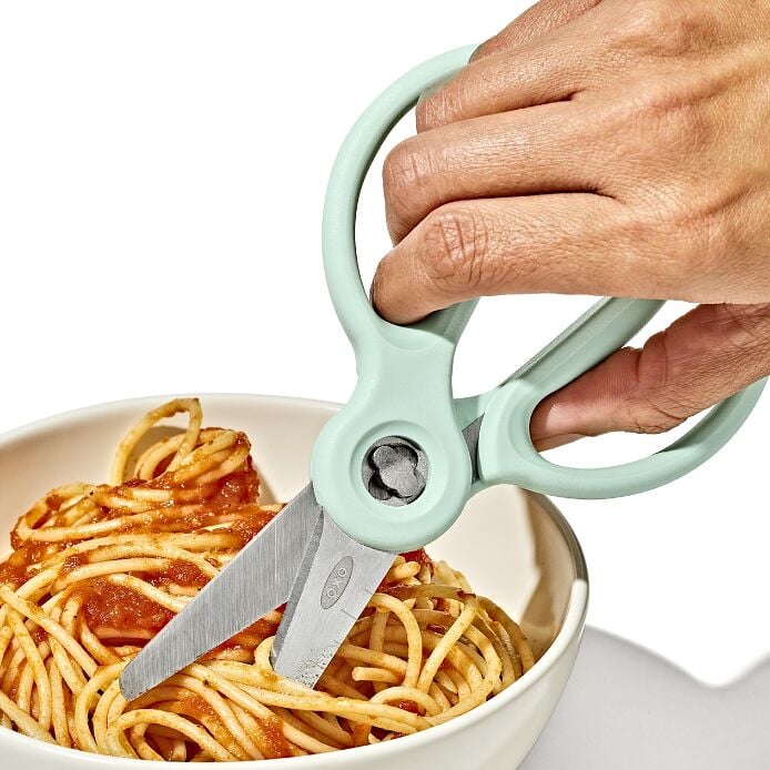 On-the-Go Food Scissors with Case - US 7454