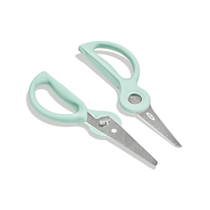On-the-Go Food Scissors with Case - US 7454
